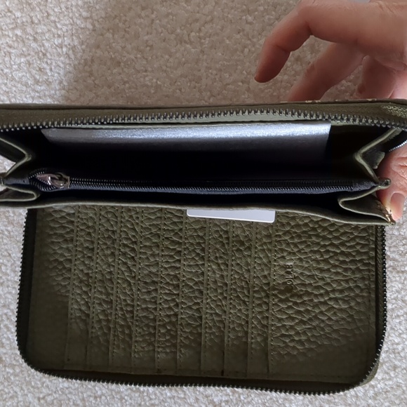 Colab Moss Wallet - Picture 6 of 9